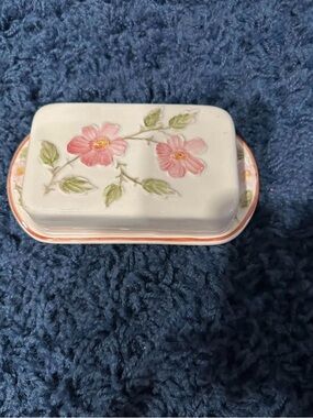 Vintage Weiss Spring Rose Floral Ceramic Butter Dish - Pink Flowers